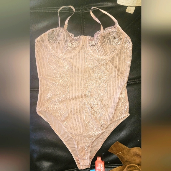 Blashe Pale Pink Lace Tank Top Bodysuit size L Large Blāshe - Picture 1 of 8